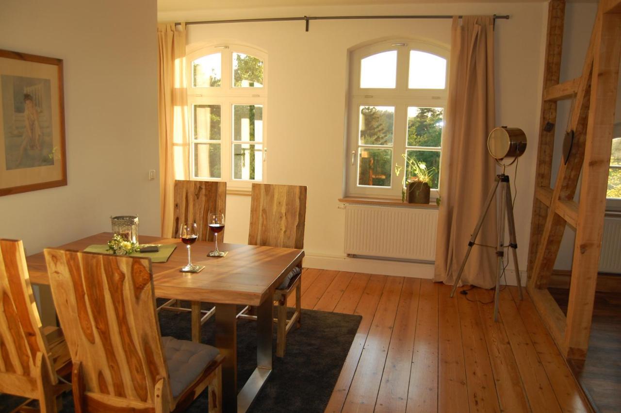 Ferienwohnung Ehemalige Revierfoersterei "Uns Luett" Kuhstorf Εξωτερικό φωτογραφία